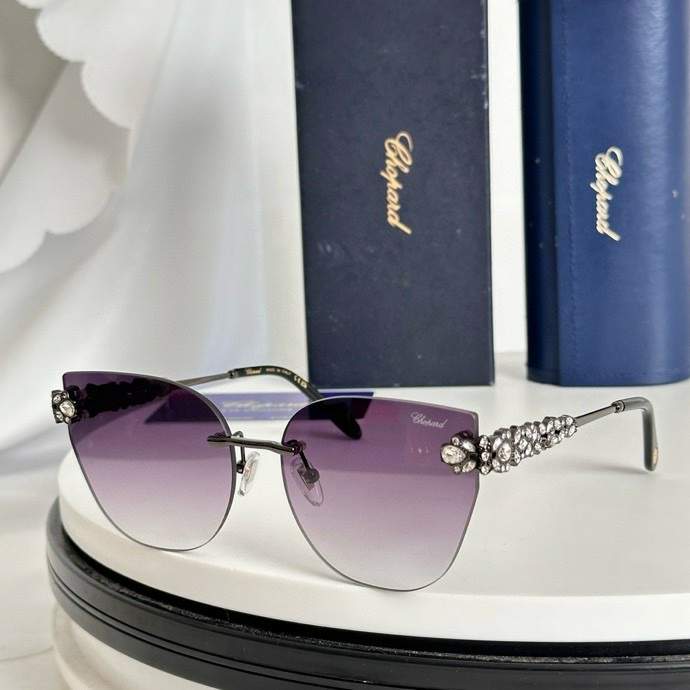Picture of Chopard Sunglasses _SKUfw60668302fw